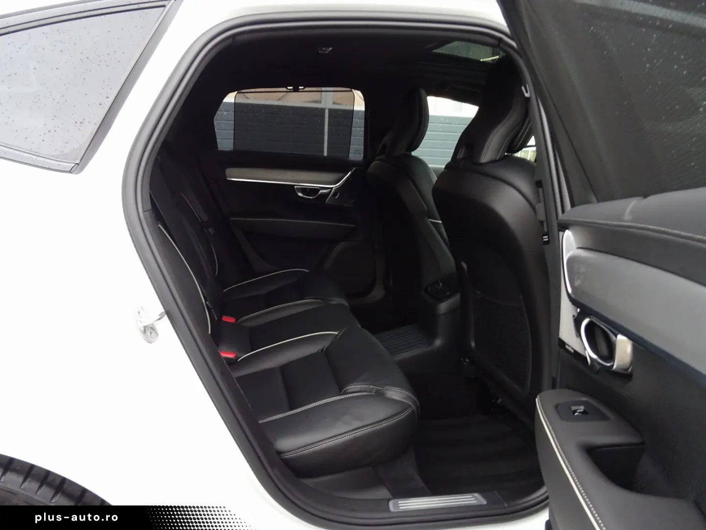 VOLVO S90 T8 AWD Ultimate Dark HUD B&W FOUR-C 360