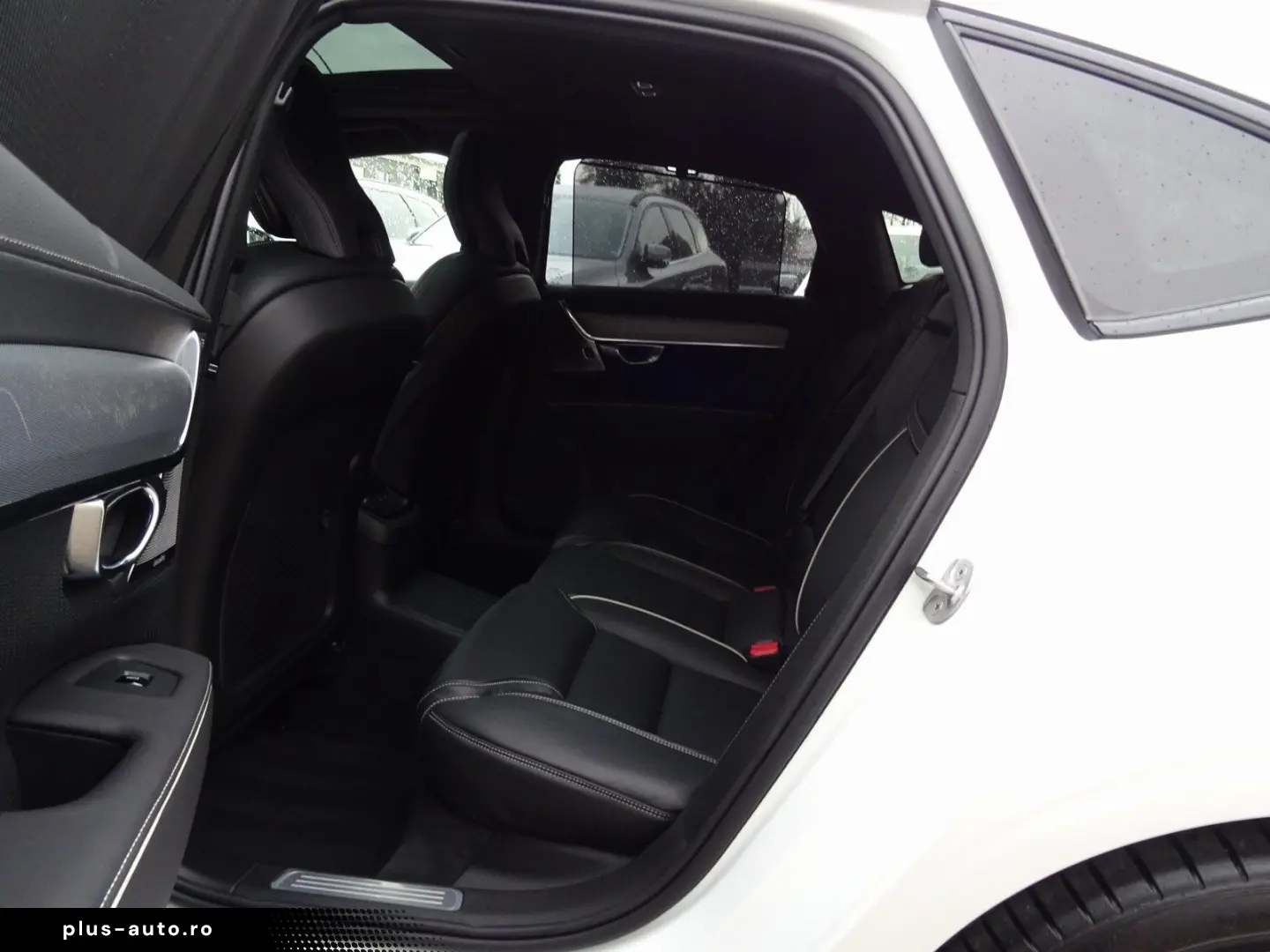 VOLVO S90 T8 AWD Ultimate Dark HUD B&W FOUR-C 360