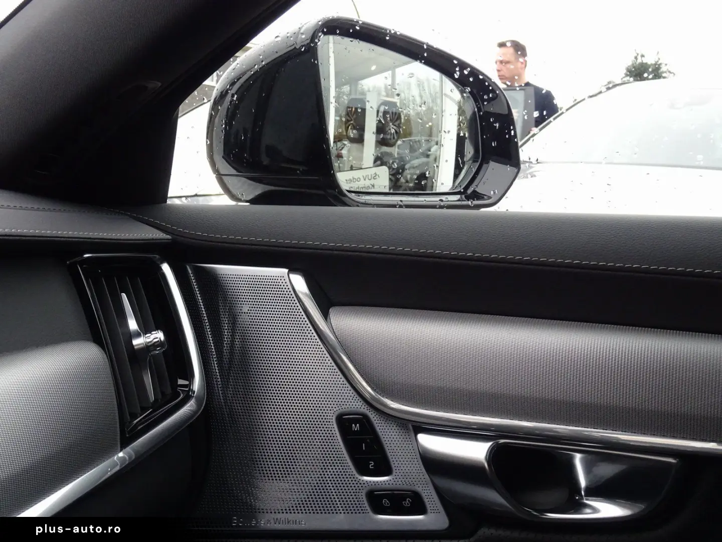 VOLVO S90 T8 AWD Ultimate Dark HUD B&W FOUR-C 360