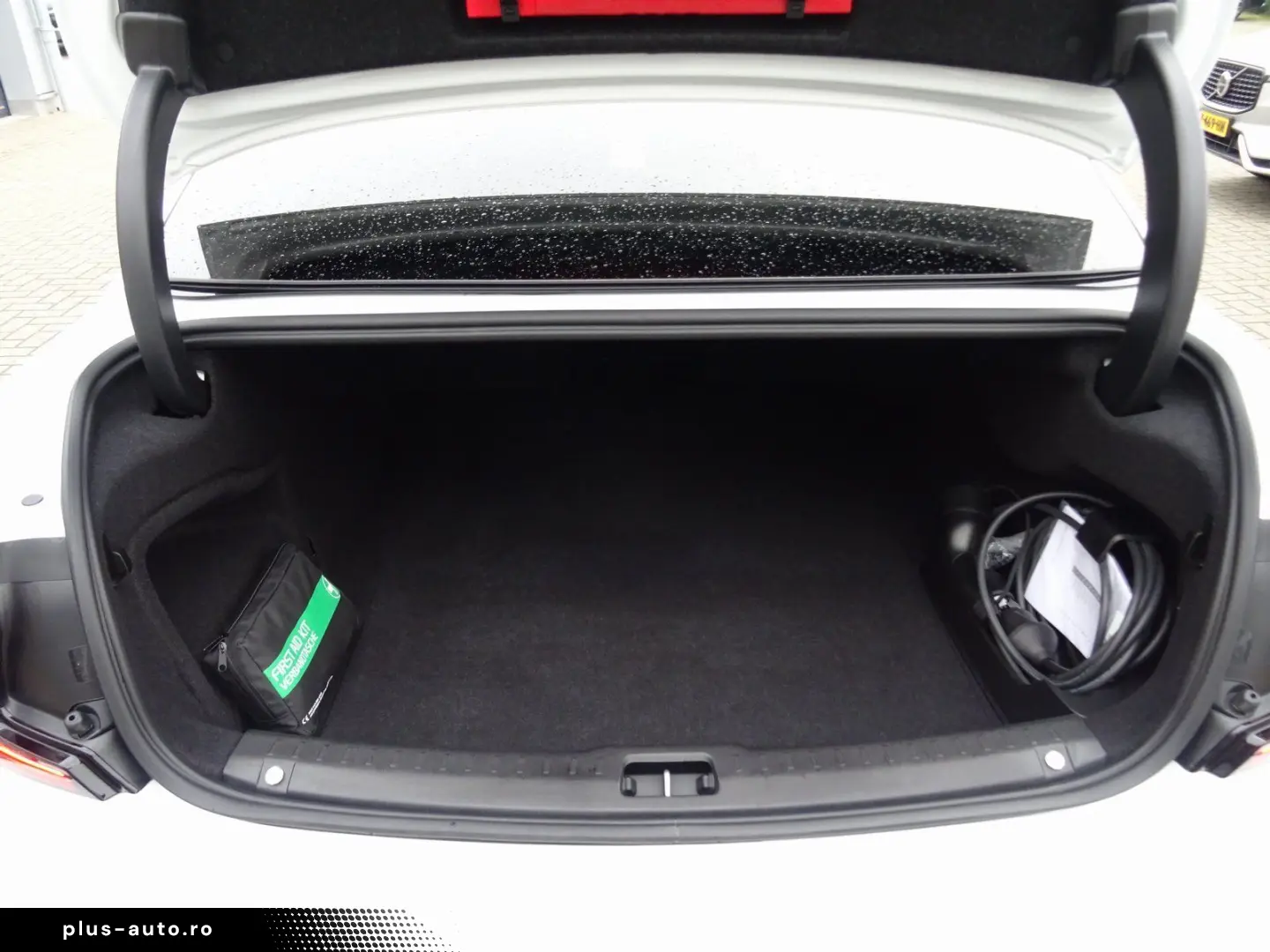 VOLVO S90 T8 AWD Ultimate Dark HUD B&W FOUR-C 360