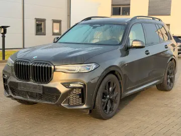 BMW X7 M50 i Sky Lounge  Bowers & Wilkins Voll