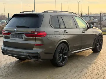 BMW X7 M50 i Sky Lounge  Bowers & Wilkins Voll