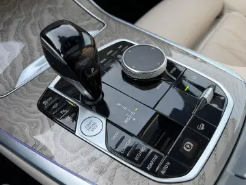 BMW X7 M50 i Sky Lounge  Bowers & Wilkins Voll