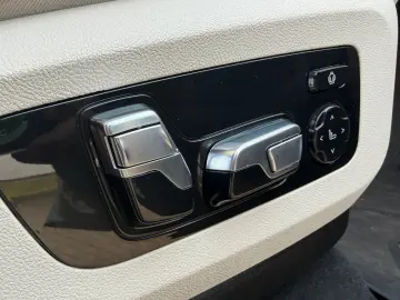 BMW X7 M50 i Sky Lounge  Bowers & Wilkins Voll