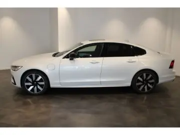 VOLVO S90 T8 Recharge Ultimate Dark AWD 360 Kamera Aku