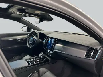 VOLVO S90 T8 Recharge AWD Plus Dark Pano Luft-FW