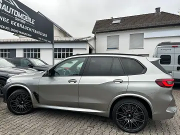 BMW X5 M Competition Pano-Sky B&W Carbon TV Massage