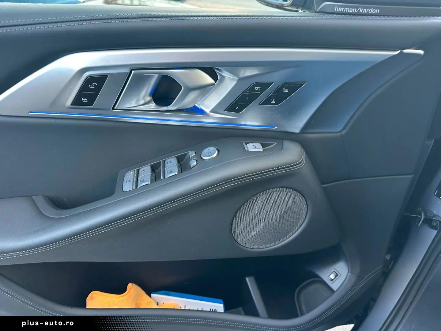 BMW XM MASSAGE AHK DRIVING PROF.