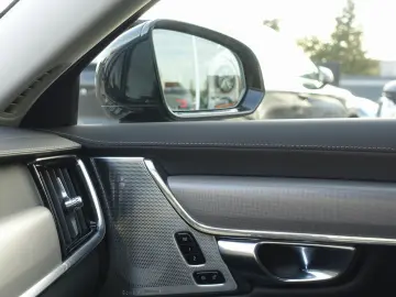 VOLVO S90 Recharge Ultimate T8 AWD Dark CAM B&W HeadUP