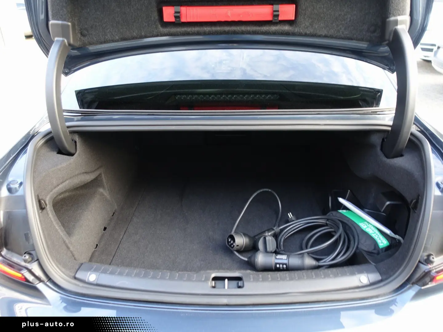 VOLVO S90 Recharge Ultimate T8 AWD Dark CAM B&W HeadUP