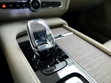 VOLVO S90 B5 Ultimate Bright AWD Automatik  SD StdHz