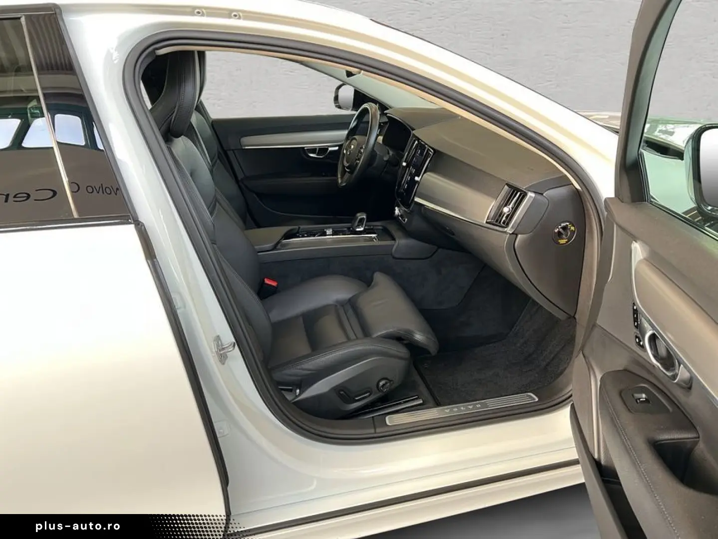 VOLVO S90 B5 D AWD Momentum-Pro Aut 360  Leder 19&ap&hellip;