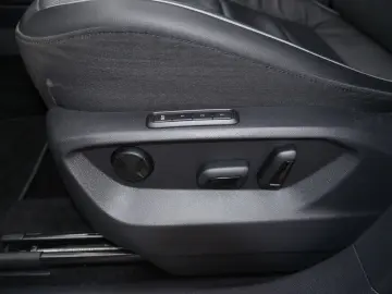 VW Tiguan Allspace 2.0 TDI Elegance 4M DSG AHK NAVI