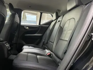 VOLVO XC40  T4 Recharge Plus Bright LED Navi AHK