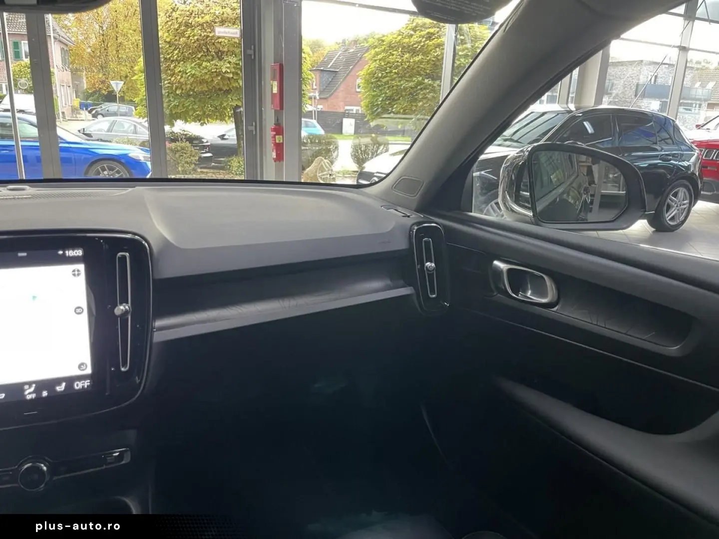 VOLVO XC40  T4 Recharge Plus Bright LED Navi AHK