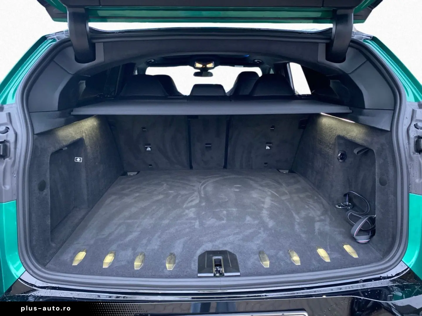 BMW XM 50e DA-Prof HUD 360  H K Autobahnass AHK 22