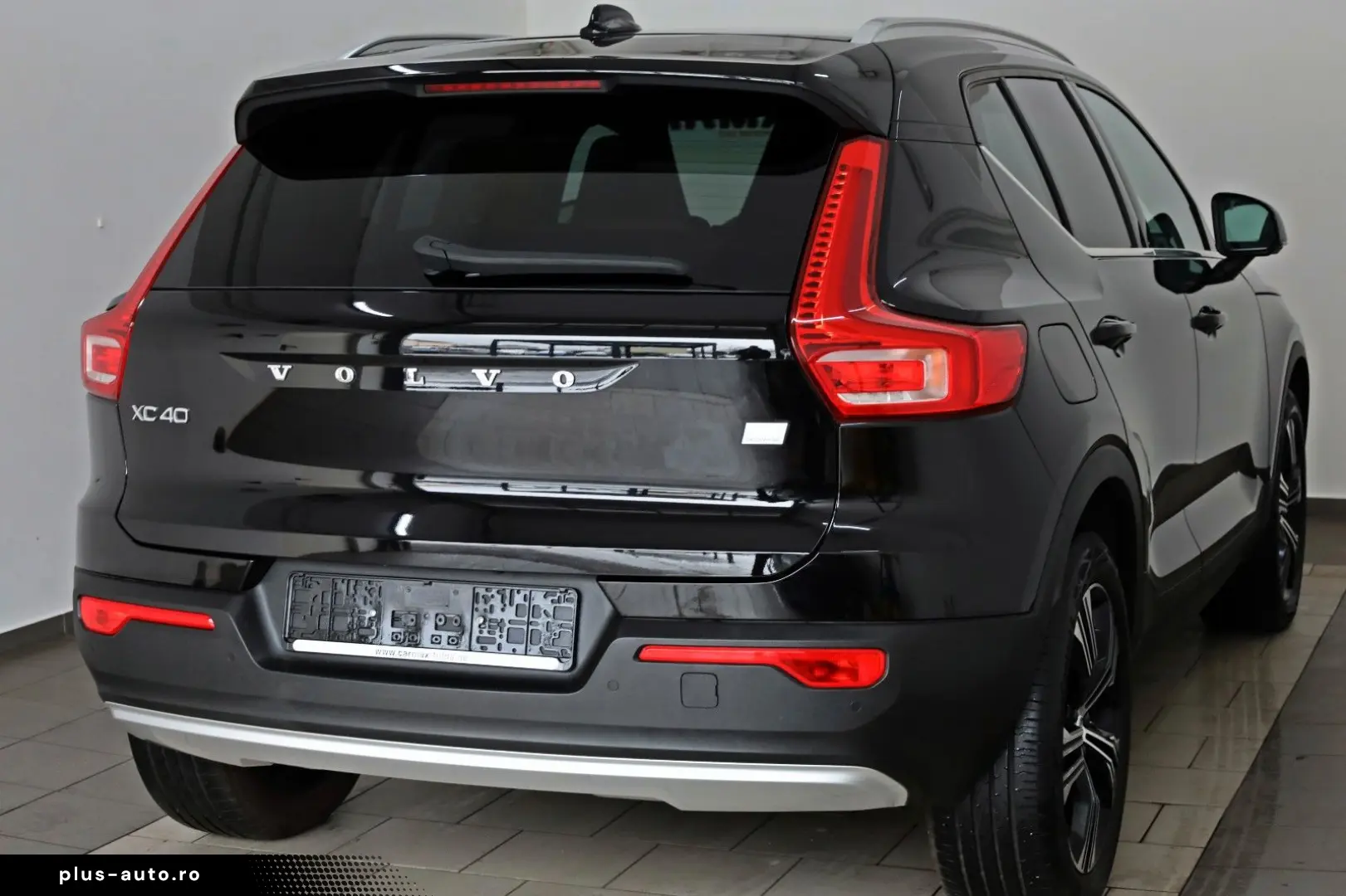 VOLVO XC40 Inscription T5  Leder Navi LED SH Kamera