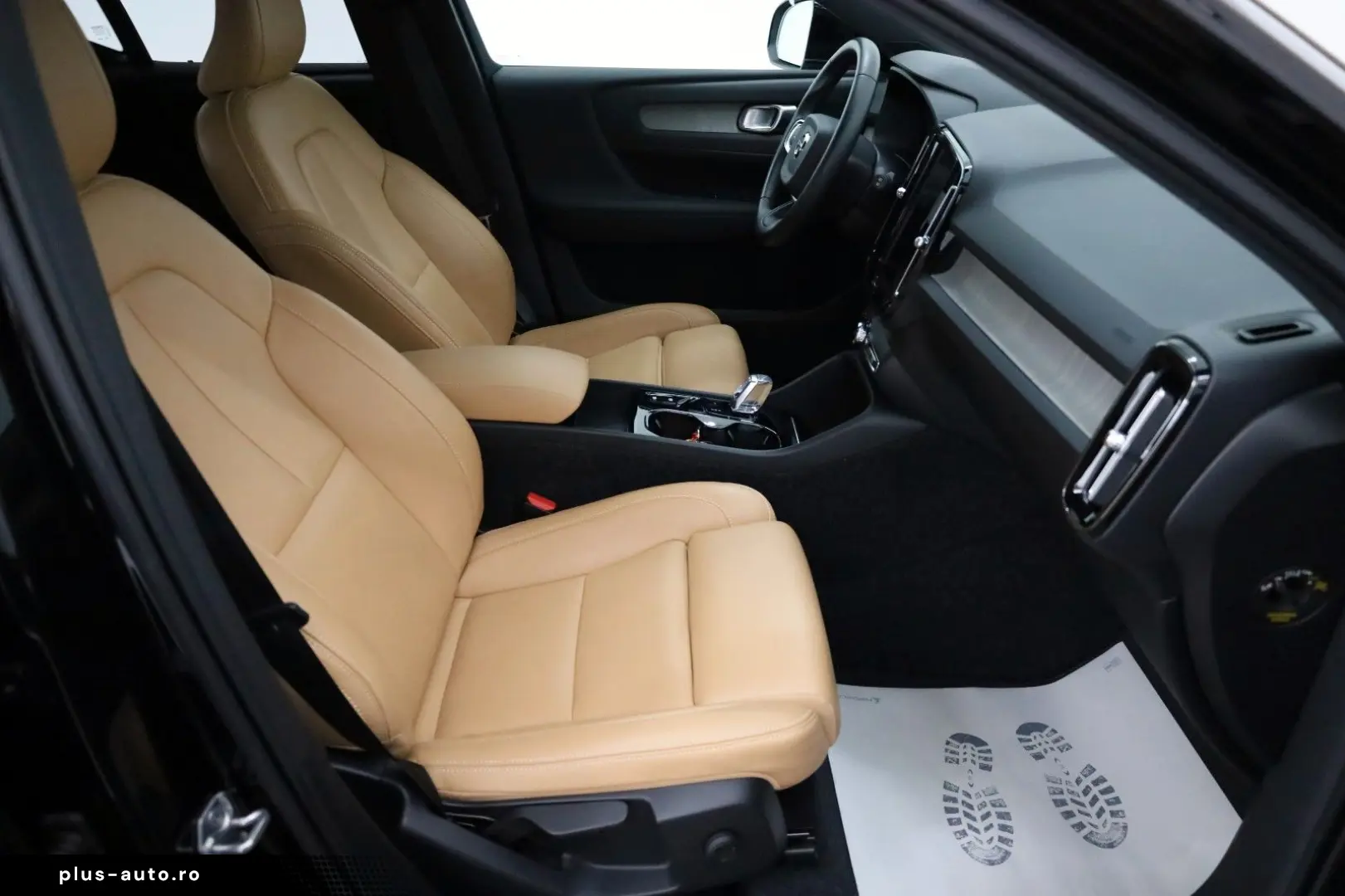 VOLVO XC40 Inscription T5  Leder Navi LED SH Kamera