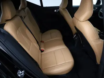 VOLVO XC40 Inscription T5  Leder Navi LED SH Kamera