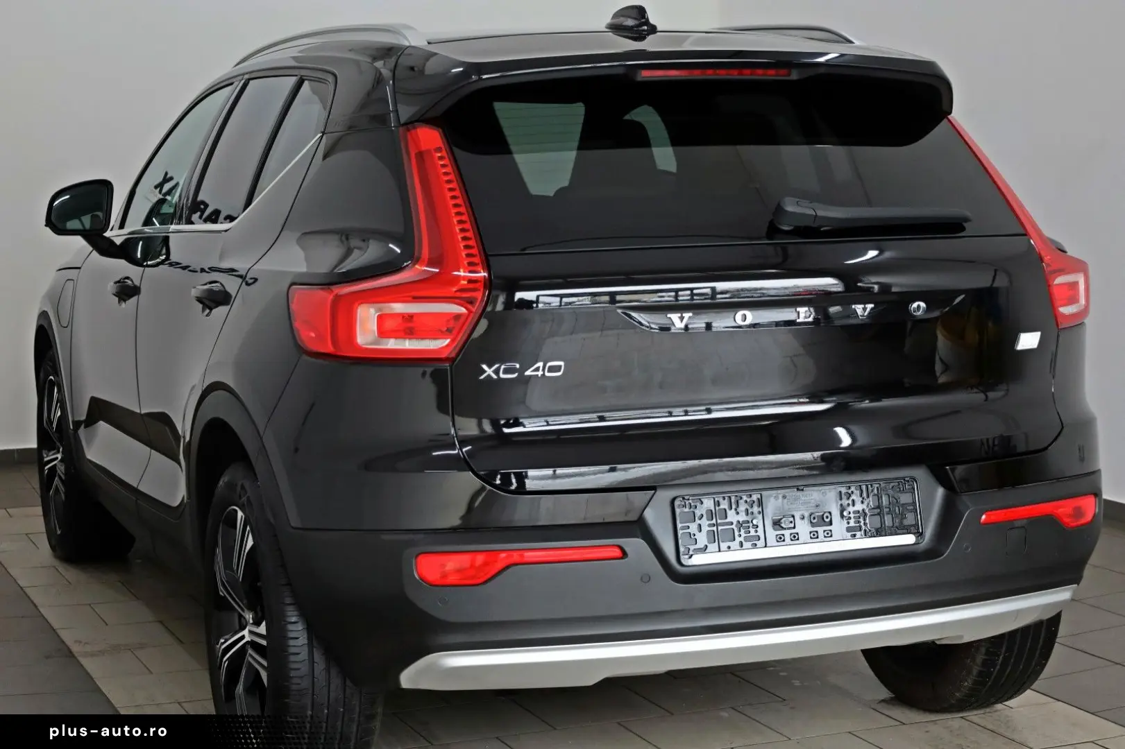 VOLVO XC40 Inscription T5  Leder Navi LED SH Kamera