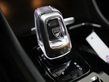 VOLVO XC40 Inscription T5  Leder Navi LED SH Kamera