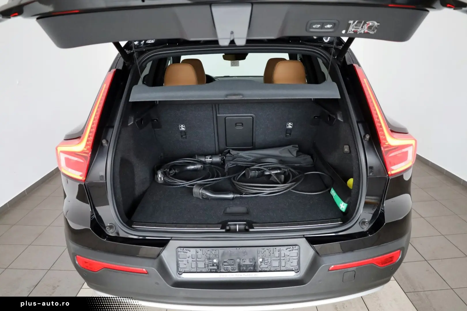 VOLVO XC40 Inscription T5  Leder Navi LED SH Kamera