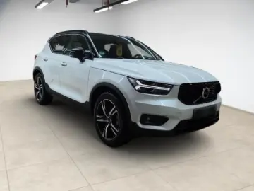 VOLVO XC40 B4 Geartronic R Design GARANTIE