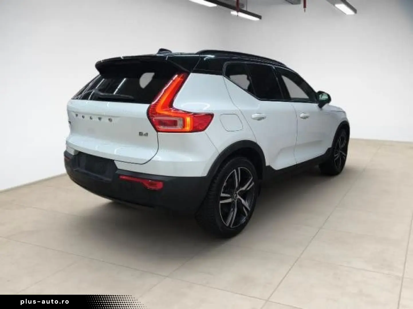 VOLVO XC40 B4 Geartronic R Design GARANTIE