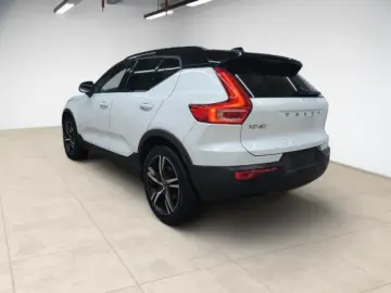 VOLVO XC40 B4 Geartronic R Design GARANTIE