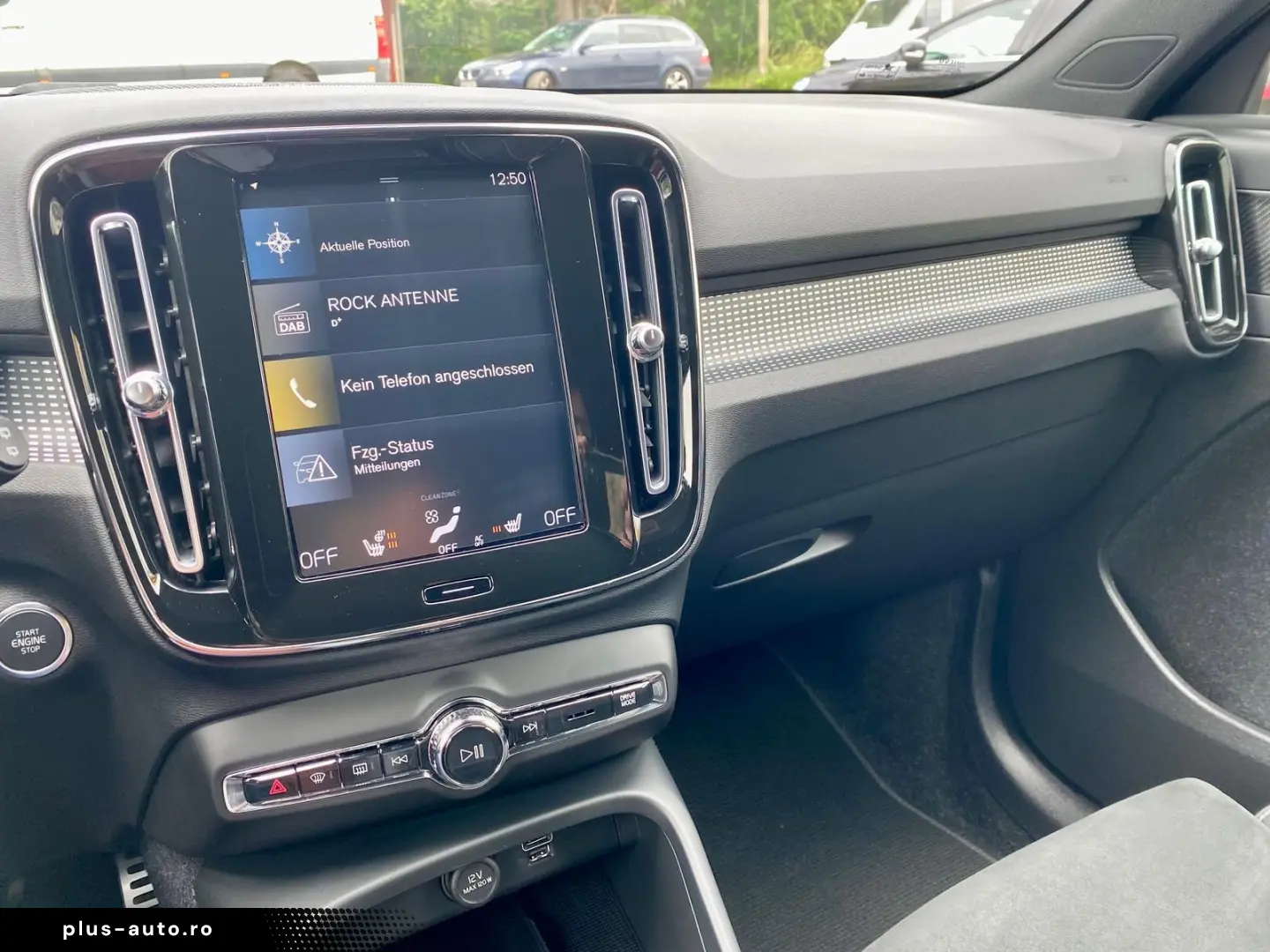 VOLVO XC40 B4 FWD R Design ACC I-SAFE CAM LHZ PDC SHZ