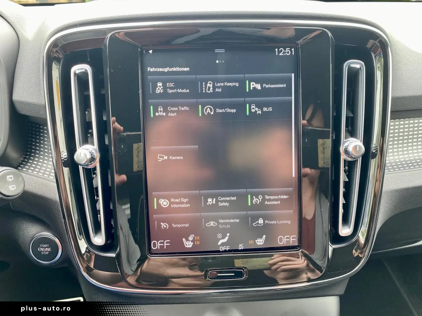 VOLVO XC40 B4 FWD R Design ACC I-SAFE CAM LHZ PDC SHZ