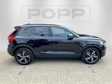VOLVO XC40 B4 FWD R Design ACC I-SAFE CAM LHZ PDC SHZ