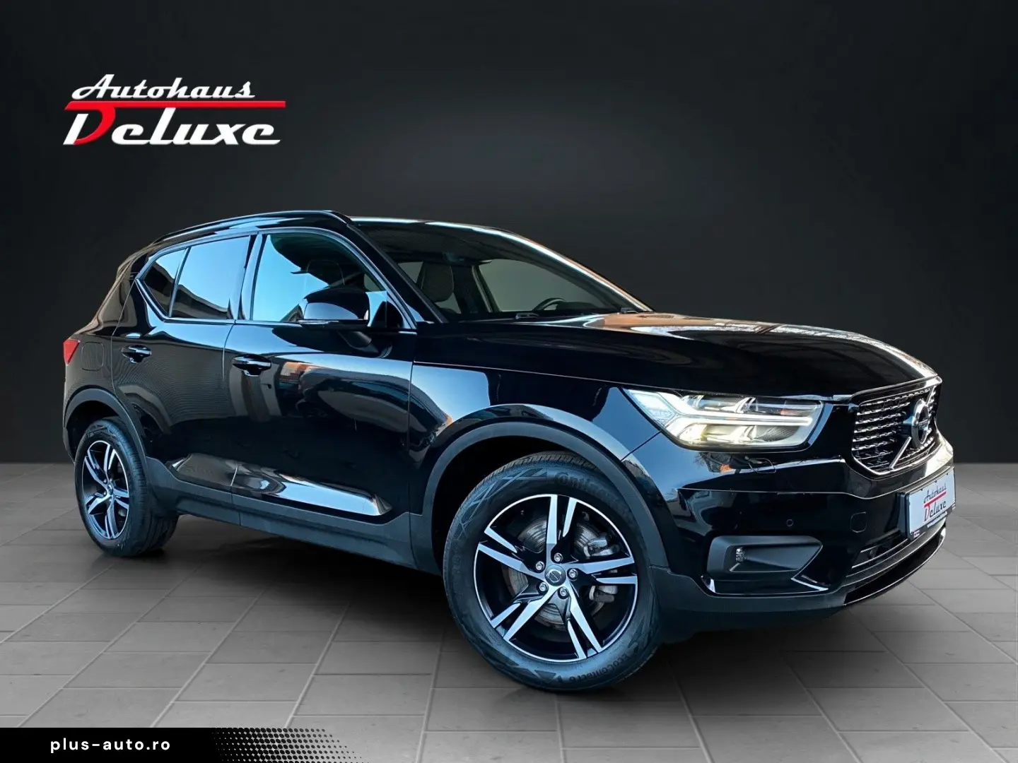 VOLVO XC40 D4 AWD R-DESIGN NAVI-KAMERA-ACC-LED-H&K