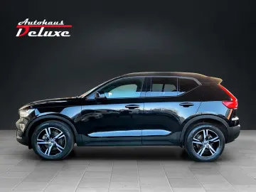 VOLVO XC40 D4 AWD R-DESIGN NAVI-KAMERA-ACC-LED-H&K