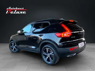 VOLVO XC40 D4 AWD R-DESIGN NAVI-KAMERA-ACC-LED-H&K