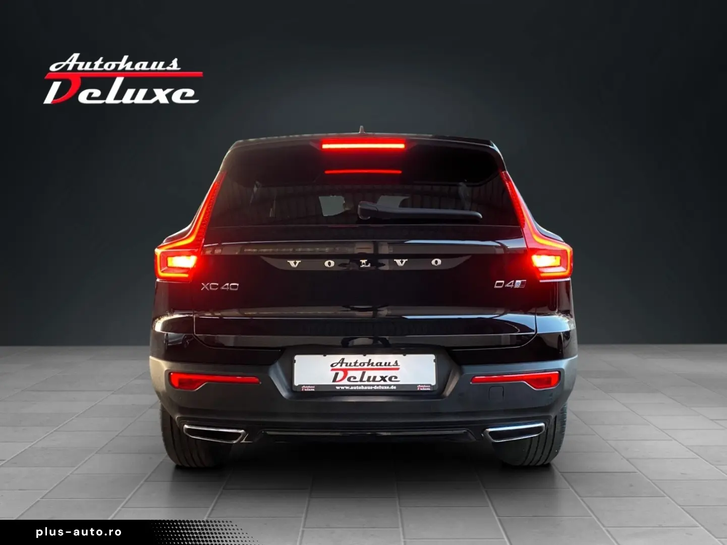 VOLVO XC40 D4 AWD R-DESIGN NAVI-KAMERA-ACC-LED-H&K