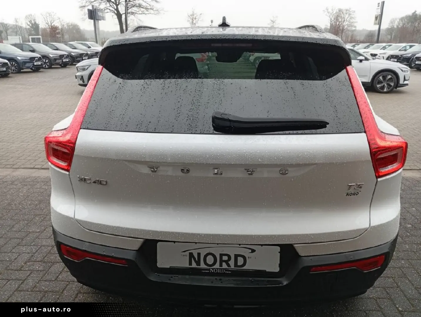 VOLVO XC40 T3 Gear. R Design 2WD Pano-D. 20