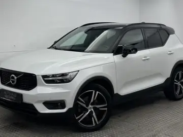 VOLVO XC40 D4 AWD R-DESIGN AHK MEMORY H&K VOLL-LED ACC