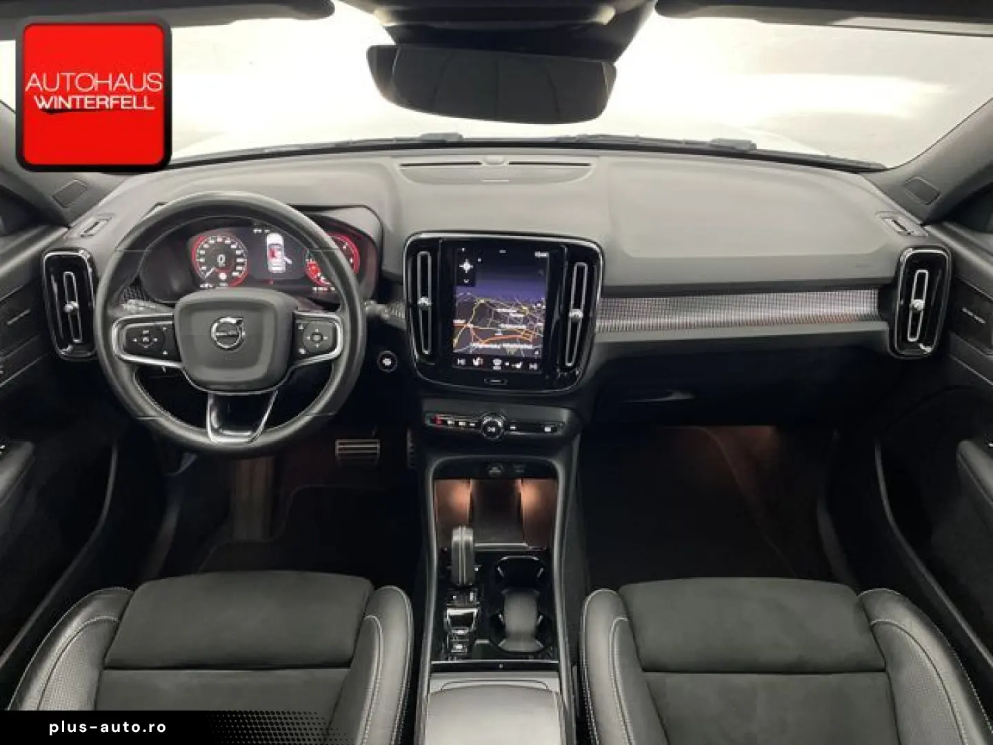 VOLVO XC40 D4 AWD R-DESIGN AHK MEMORY H&K VOLL-LED ACC