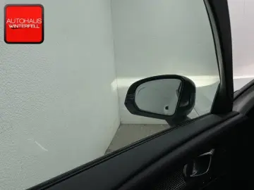 VOLVO XC40 D4 AWD R-DESIGN AHK MEMORY H&K VOLL-LED ACC