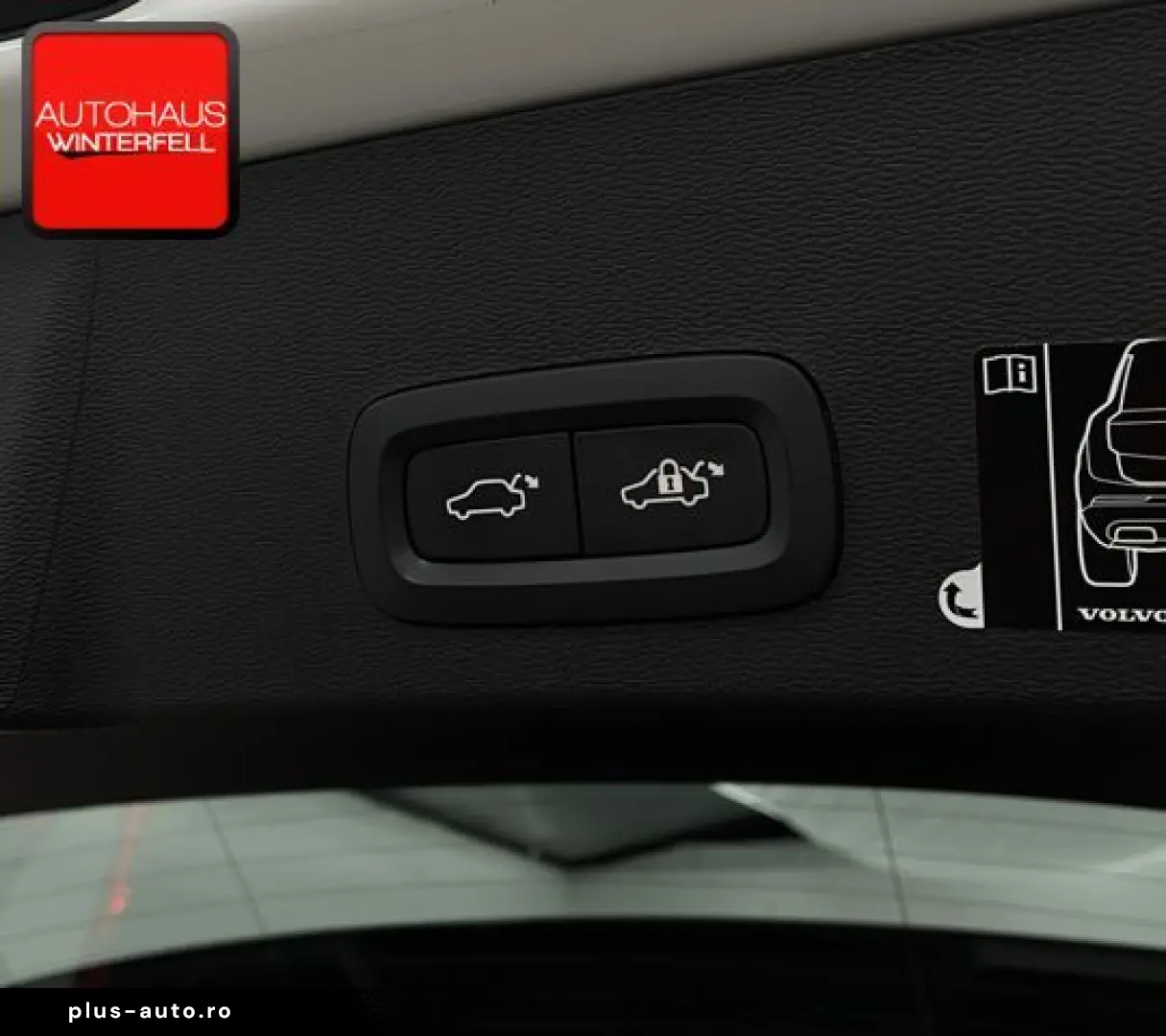 VOLVO XC40 D4 AWD R-DESIGN AHK MEMORY H&K VOLL-LED ACC