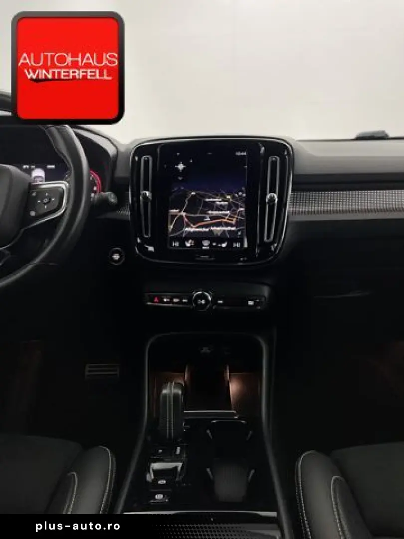 VOLVO XC40 D4 AWD R-DESIGN AHK MEMORY H&K VOLL-LED ACC