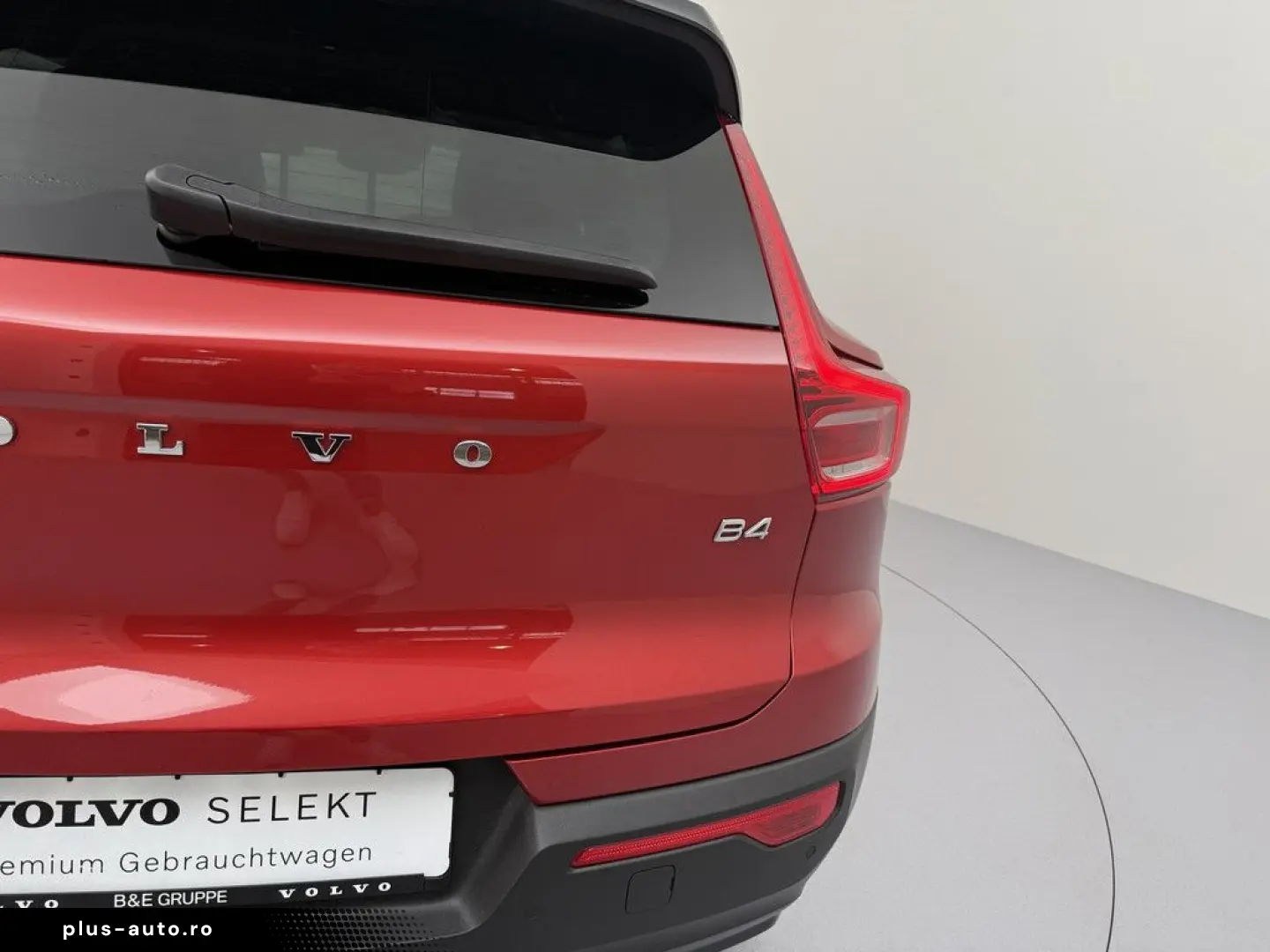 VOLVO XC40 B4 Geartronic R-Design H K NAVI W-LAN LED