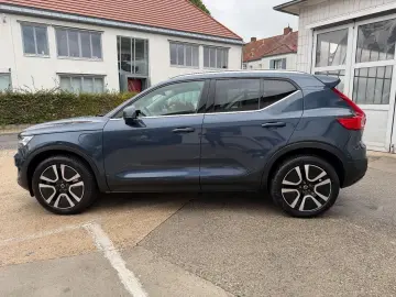 VOLVO XC40 Inscription Recharge  1.Hand Pano ACC H&K