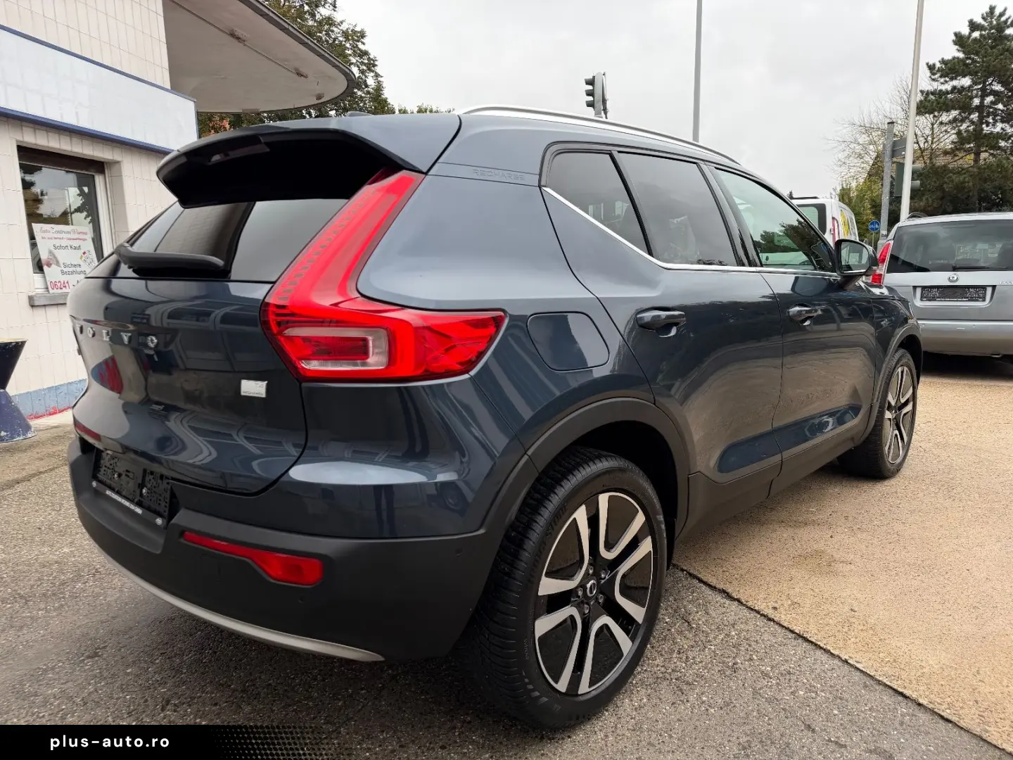 VOLVO XC40 Inscription Recharge  1.Hand Pano ACC H&K