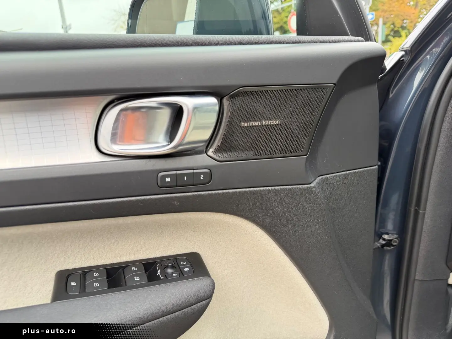 VOLVO XC40 Inscription Recharge  1.Hand Pano ACC H&K