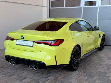BMW M4 Coupe xDrive Competition - 1. Hand -