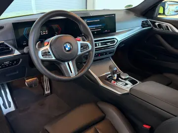 BMW M4 Coupe xDrive Competition - 1. Hand -
