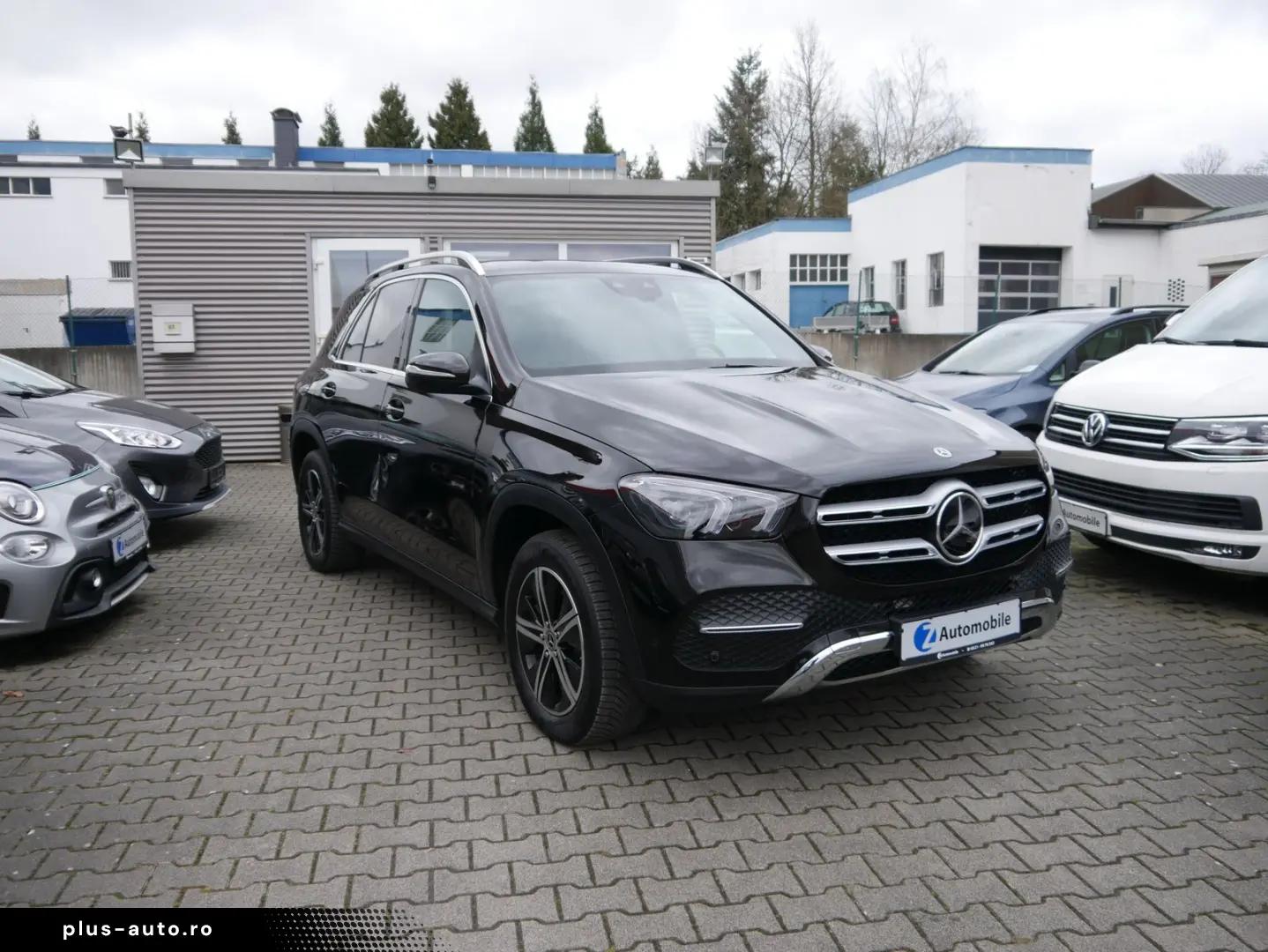 MERCEDES-BENZ GLE 300 d 4Matic  Panorama Alcantara AHK