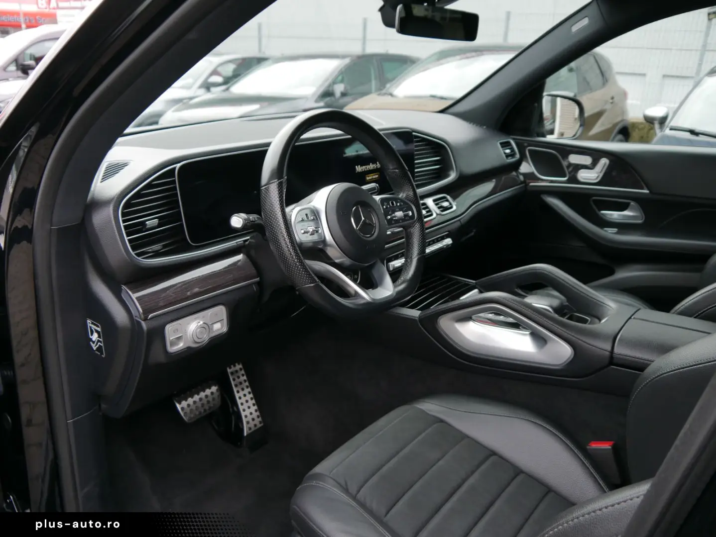 MERCEDES-BENZ GLE 300 d 4Matic  Panorama Alcantara AHK